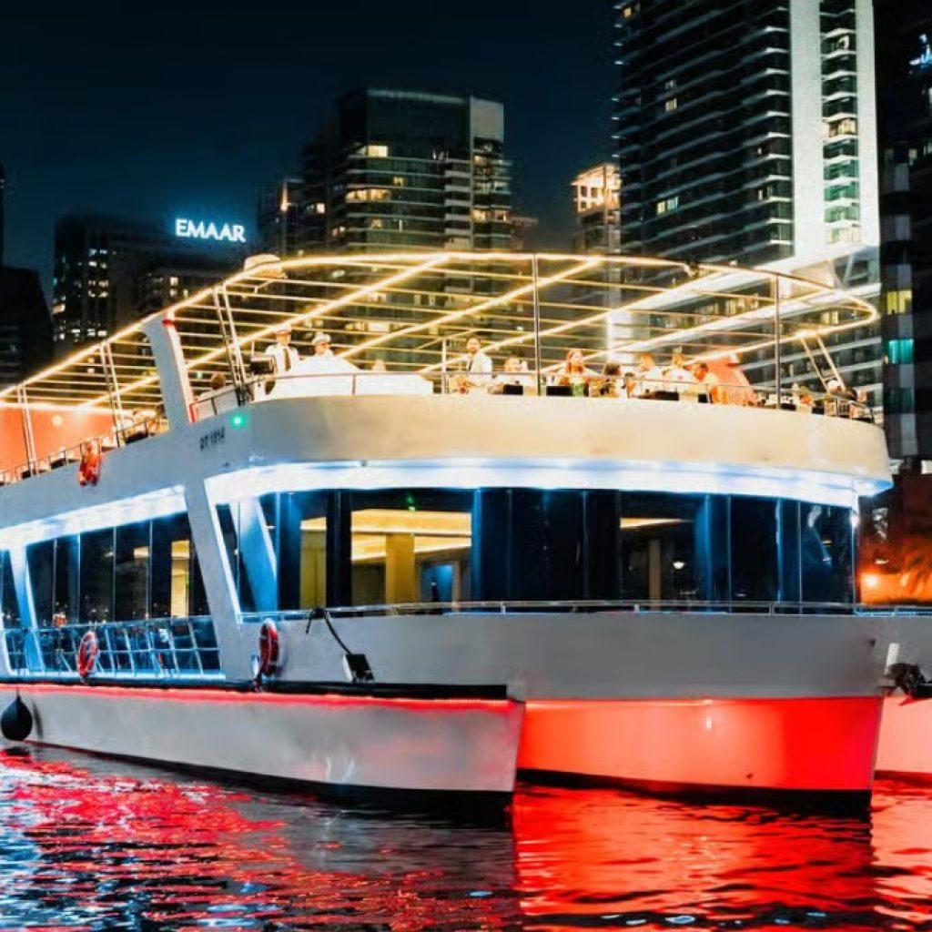 Sunset & Dinner Cruise Dubai Marina